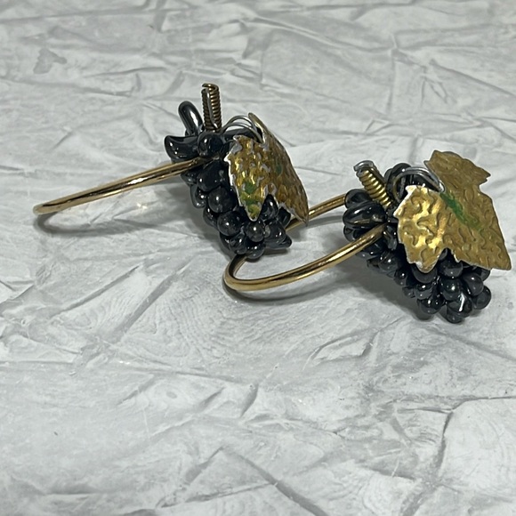 Set of 12 natural stone and brass grape cluster napkin rings mcm boho - Picture 10 of 16